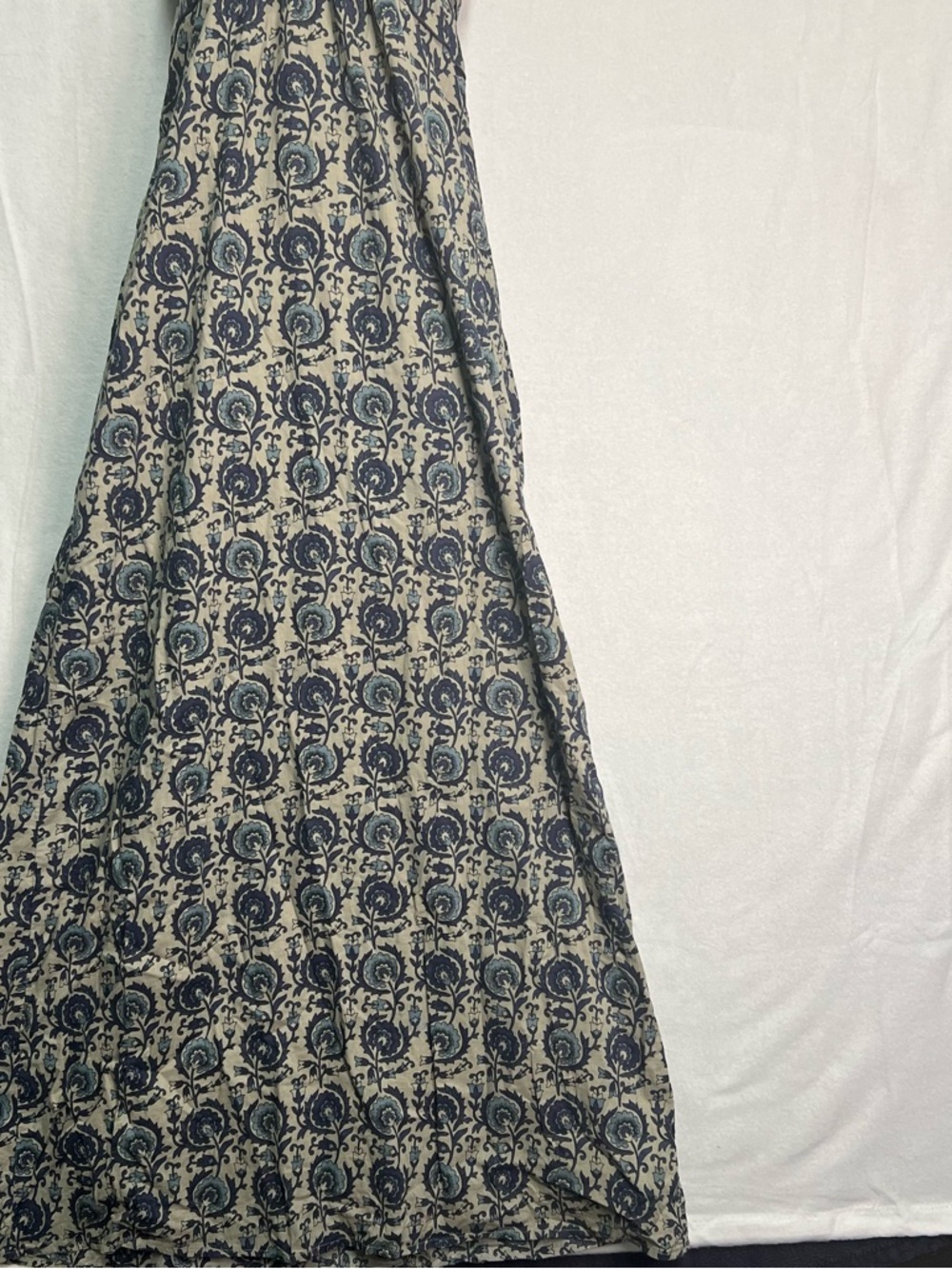 SOLD Mossimo Supply Co Floral Halter Maxi Dress Med Blue Cream Boho Cottagecore - Picture 2 of 8